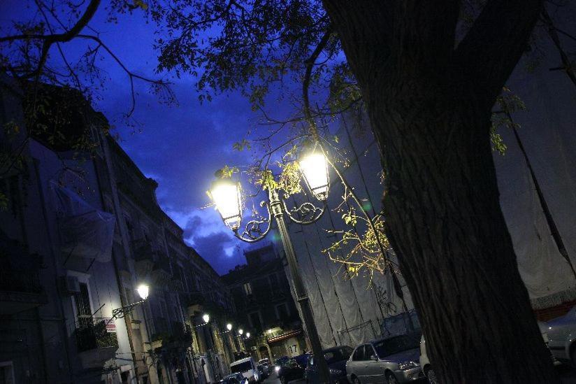 La Casetta Al Centro Catania Exterior photo